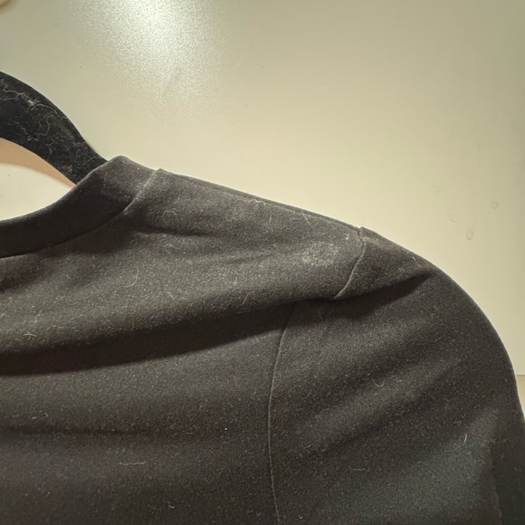 Amazon Classic Black Long Sleeve Top - Picture 3 of 3